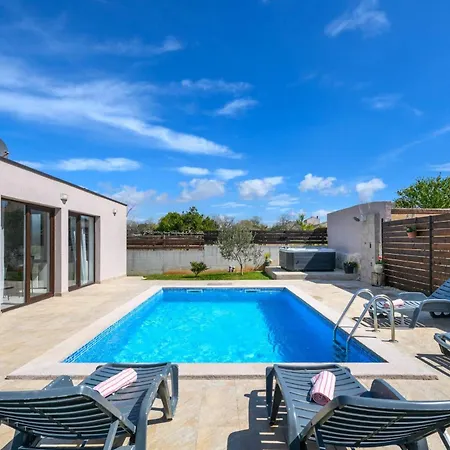 Bobo Holiday home *