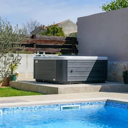 Bobo Holiday home *